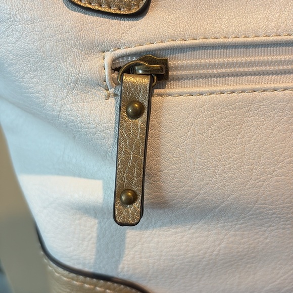 Boc Born shoulder bag white/gold trim & whip stitching 3 compartment NWT - Picture 10 of 17